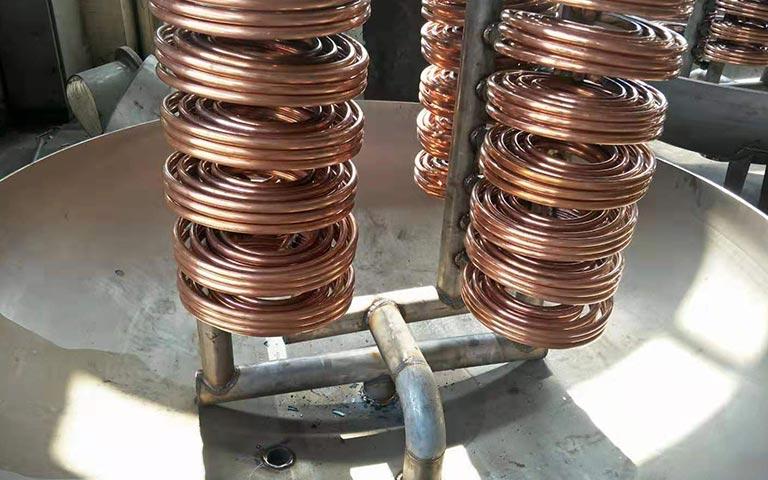 浮動(dòng)盤管管束